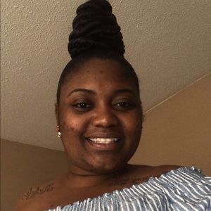 Meet your Posher, Gabrielle